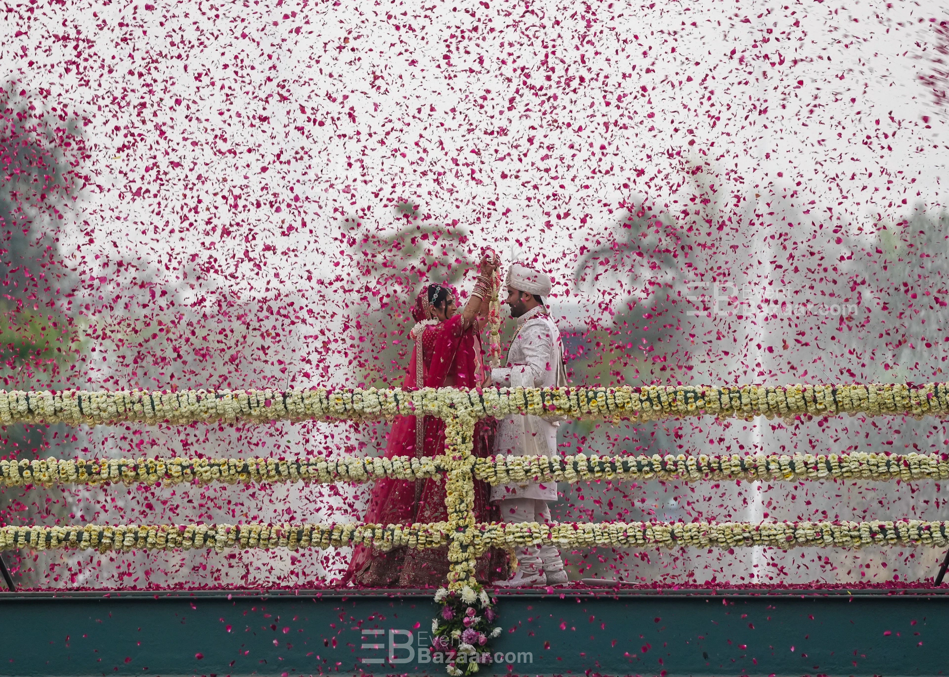 RASHI & RIKESH photo 8