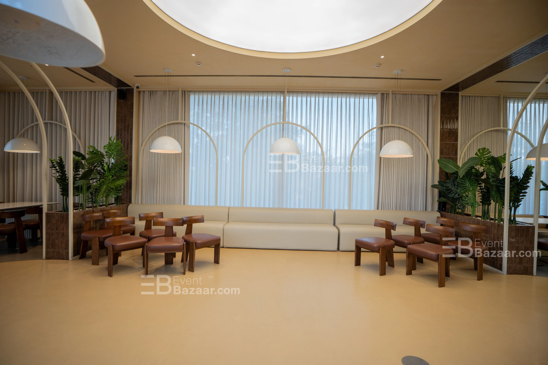 INTERIOR photo 7