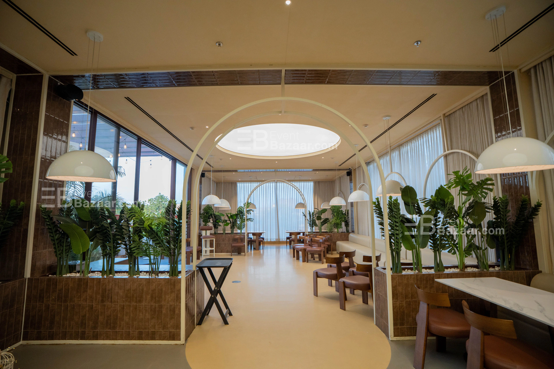 INTERIOR photo 8