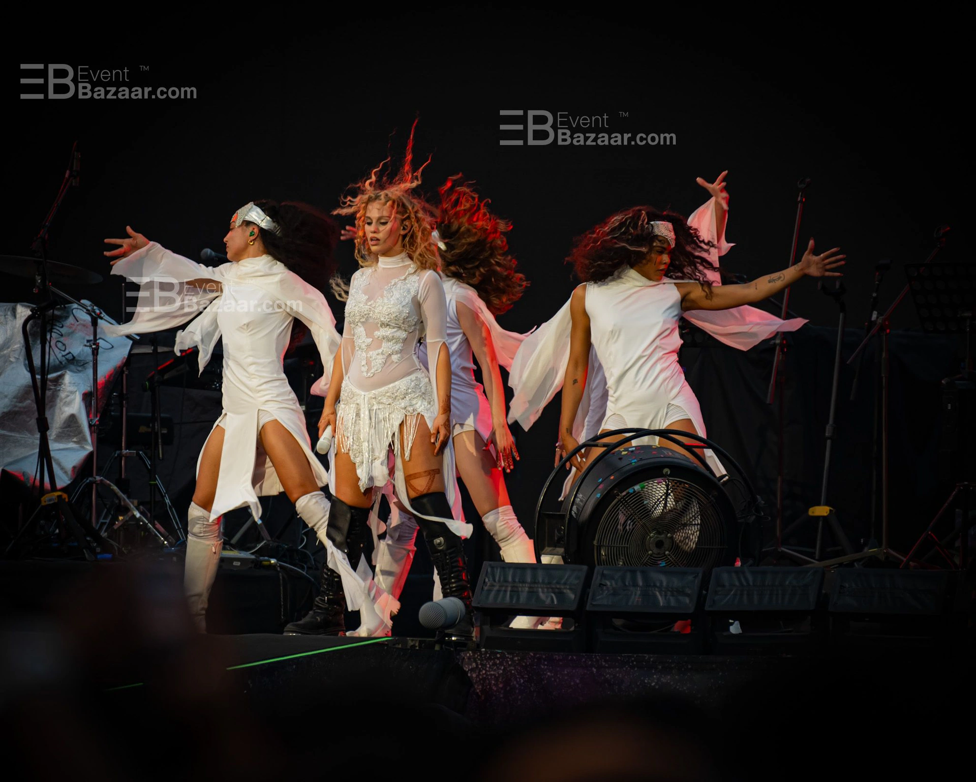 Moments photo 1