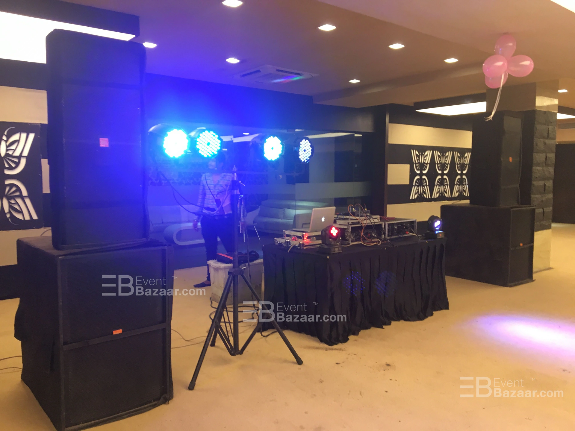 Showcase