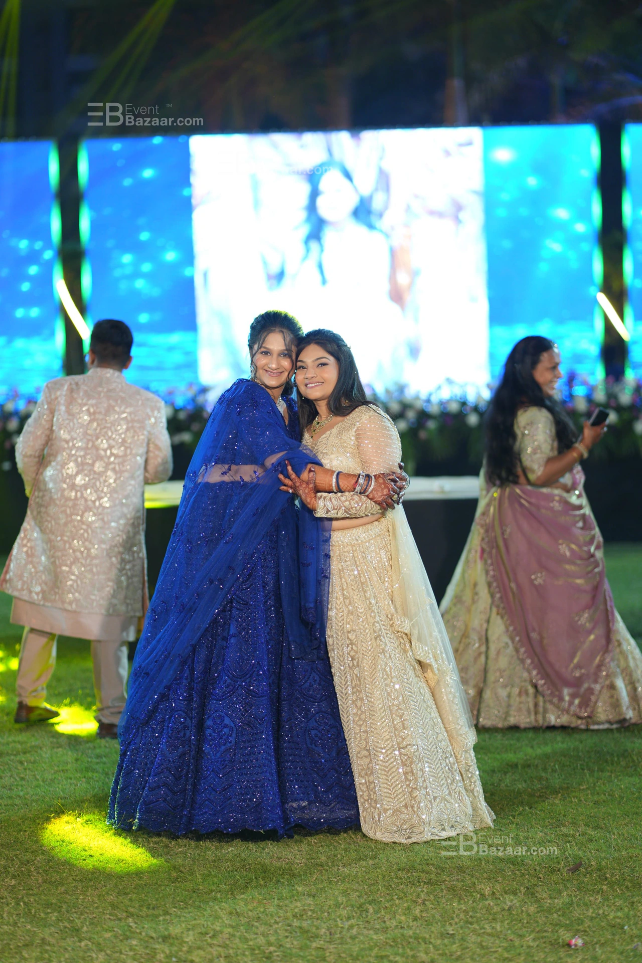 Showcase photo 8