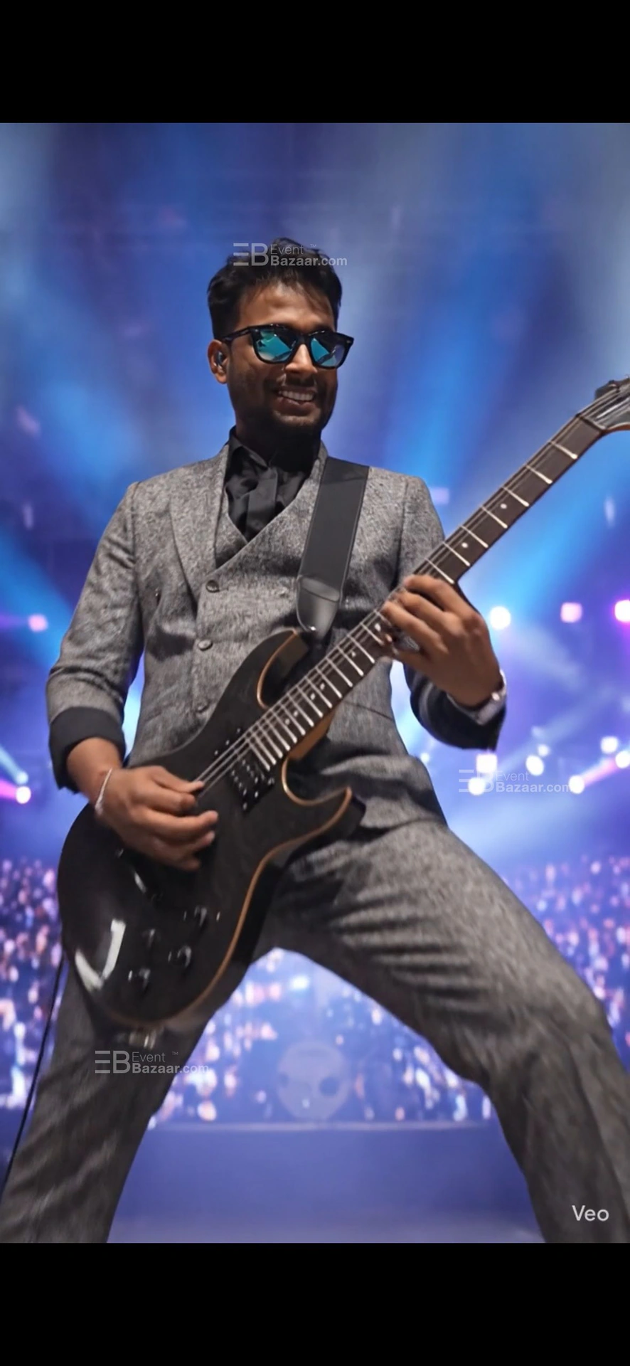Kartik Live photo 4