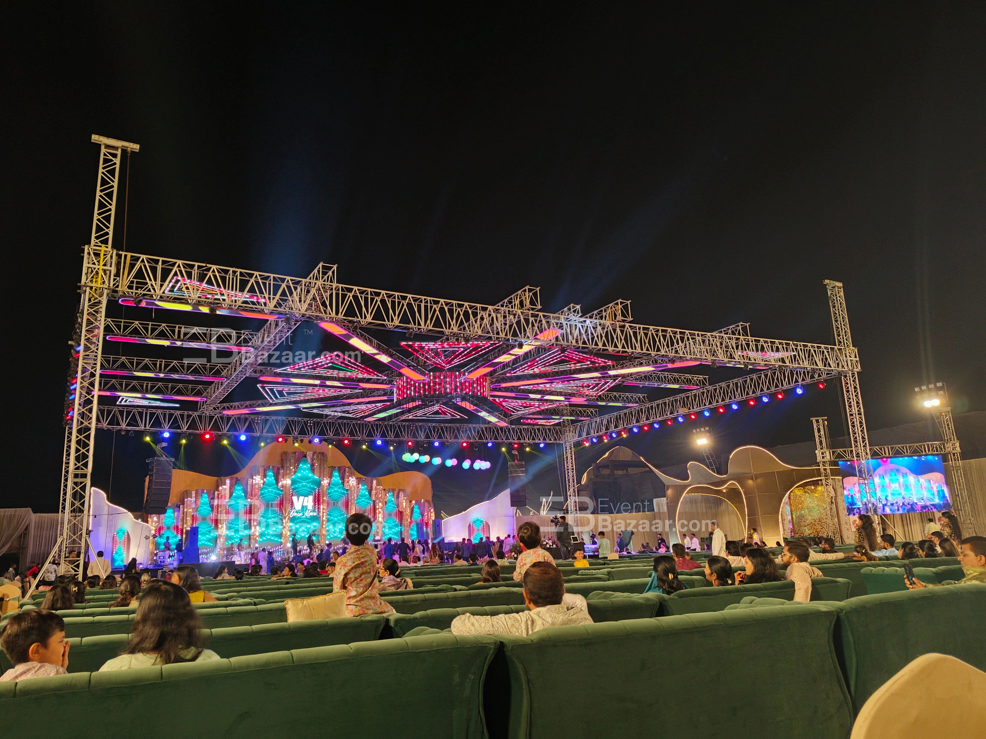 Moments photo 1