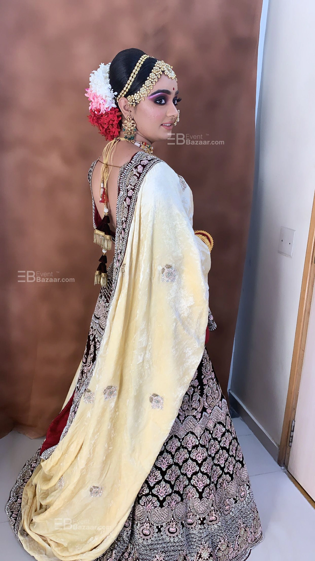 Behind The Scenes photo 2