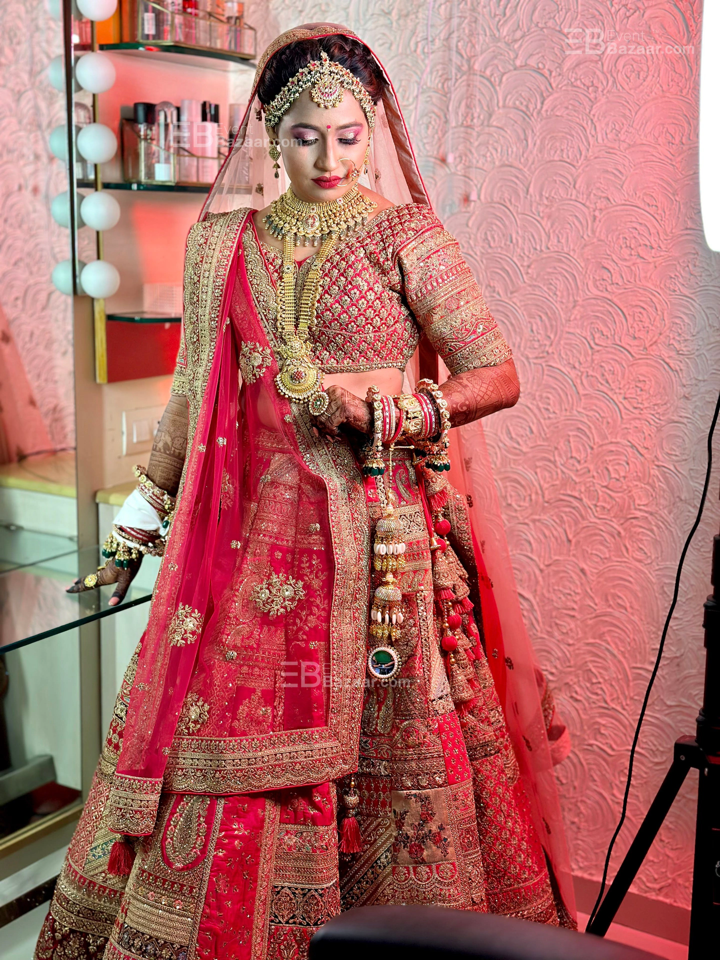 Behind The Scenes photo 16