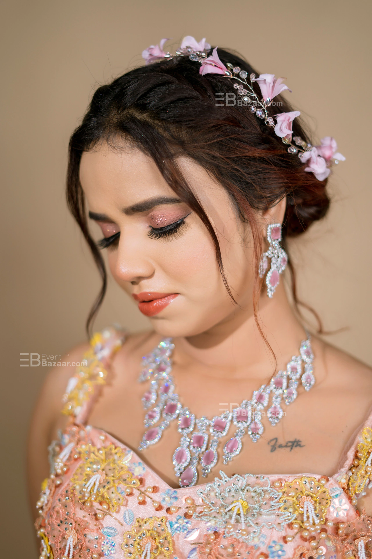 Behind The Scenes photo 5