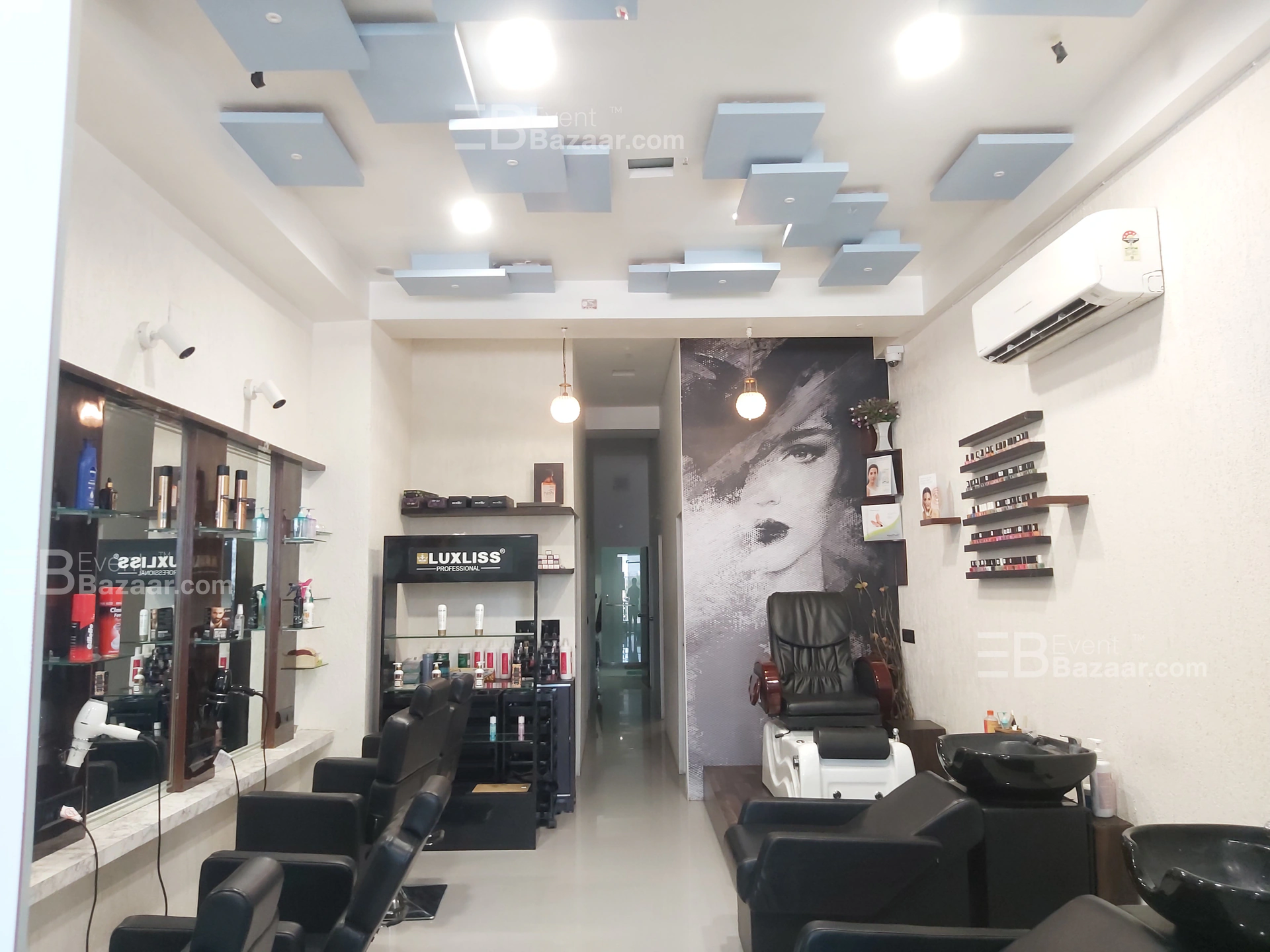 Photo Gallery photo 12