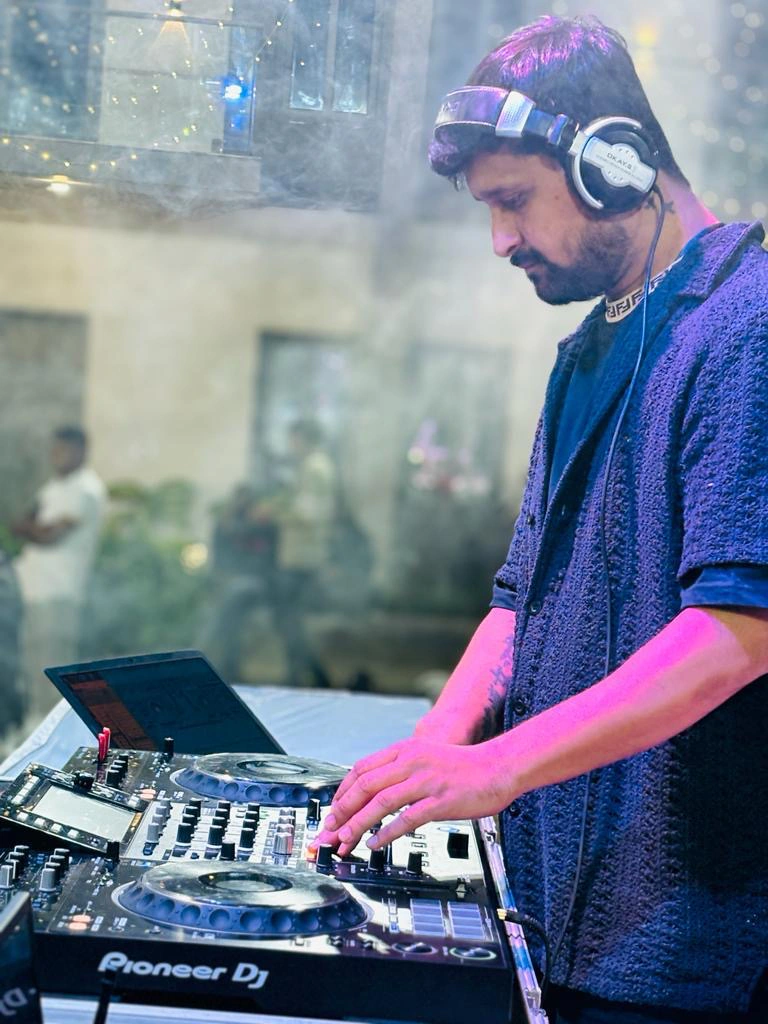 Dj pratik 