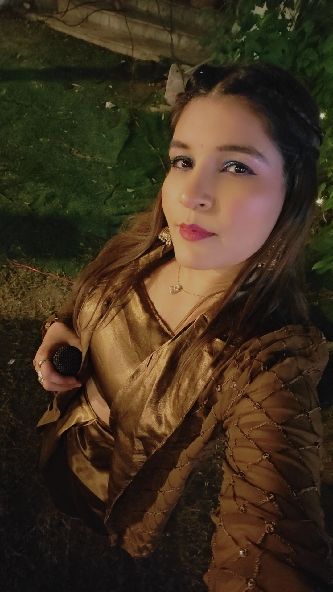 Anchor Richa Bhatia 